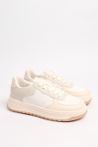 Tenis urbanos tipo skate, crema con suela bicolor.