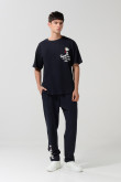 Camiseta de Snoopy azul intensa con cuello redondo