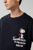 Camiseta de Snoopy azul intensa con cuello redondo