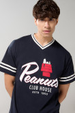 Camiseta oversize azul cuello V con diseño de Snoopy