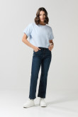 Camiseta unicolor crop top con texto minimalista