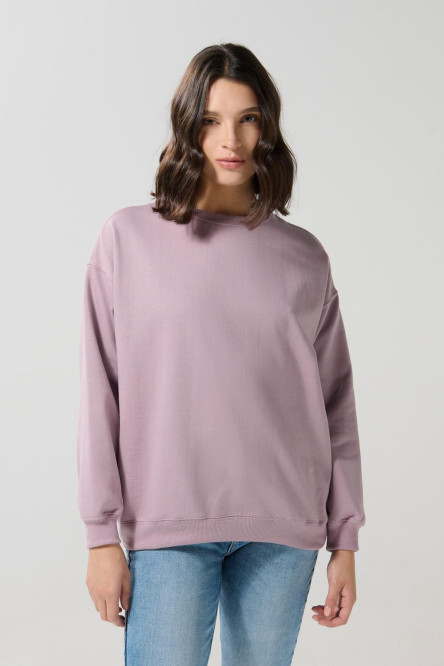 Buzo oversize unicolor cuello redondo con manga larga