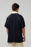 Camiseta azul intensa oversize college con cuello polo