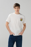 Camiseta cuello redondo crema con artes de Mickey