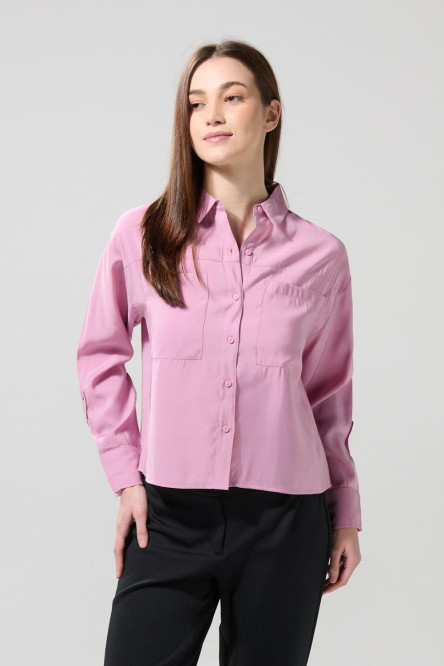 BLUSA  UNICOLOR CUELLO CAMISERO MANGA LARGA CON CHARRETERA