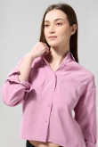 BLUSA  UNICOLOR CUELLO CAMISERO MANGA LARGA CON CHARRETERA