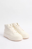 Tenis casuales de bota cremas con perforaciones
