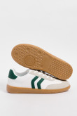 Tenis casuales cremas con contrastes verdes y cortes