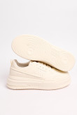 Tenis de plataforma cremas con perforaciones localizadas