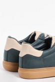 Tenis urbano para caballero en color azul oscuro con contraste kaki.