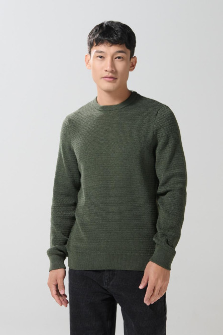 Suéter verde cuello redondo tejido con relieve