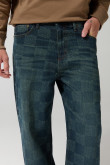 Jean 90´S azul oscuro con cuadros, bota ancha y tiro medio