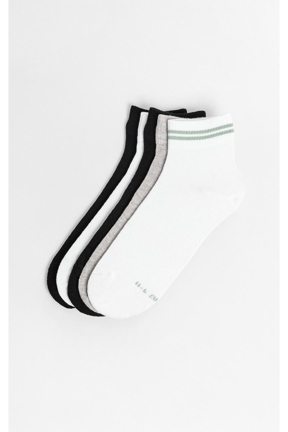 Paquete de medias X5 cortas unicolores con finas texturas