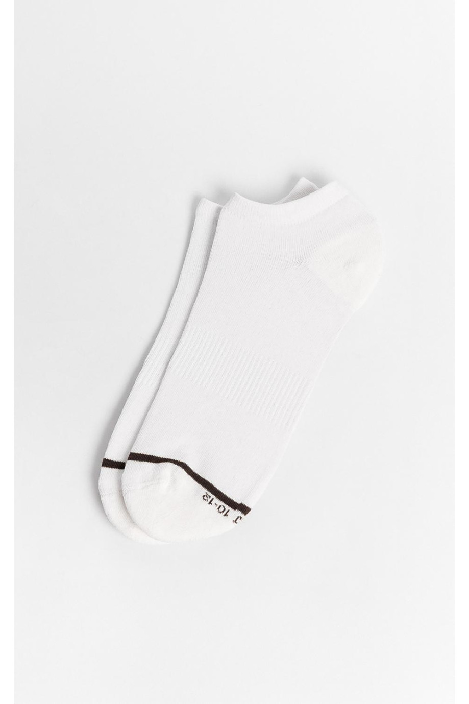 Medias unicolores tobilleras con rayas en frente