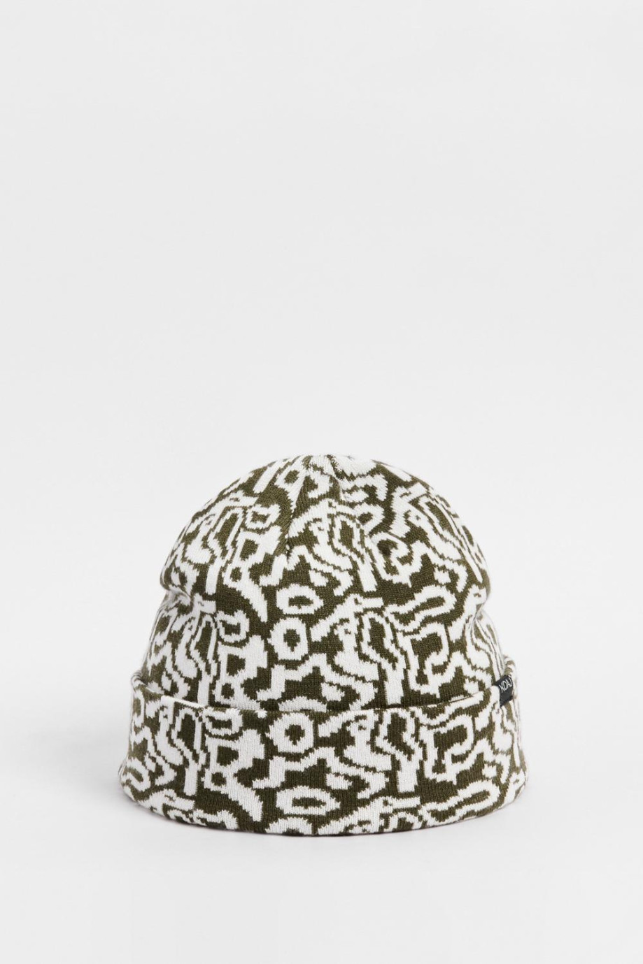 Gorro tejido unicolor con diseños abstractos