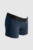 Bóxer azul oscuro trunk-corto con diseños de rayas