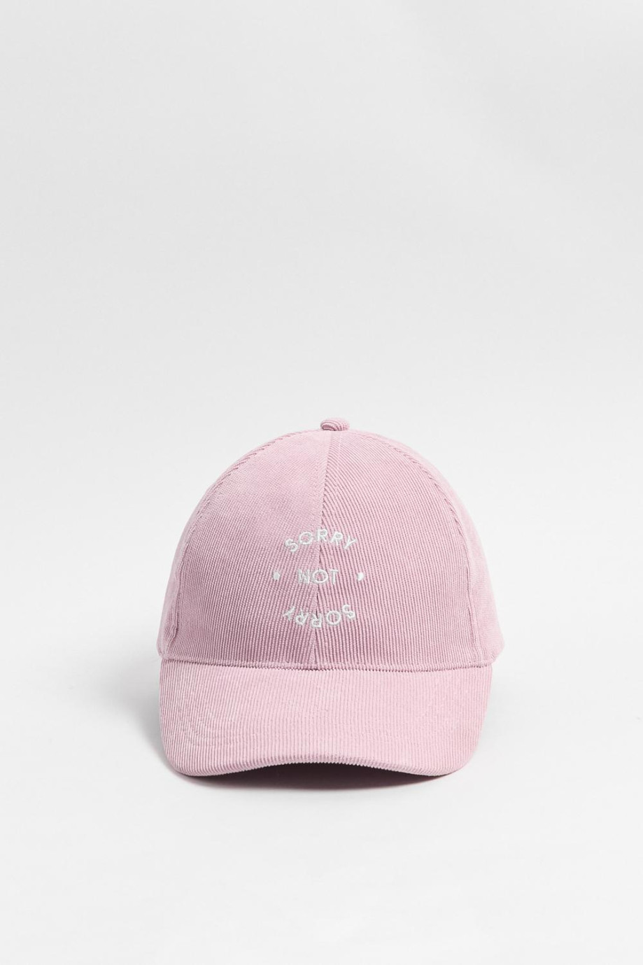 Cachucha beisbolera en pana unicolor con texto