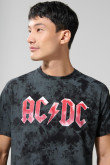 Camiseta negra tie dye manga corta con arte de AC/DC