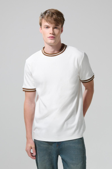 Camiseta oversize unicolor manga corta con rectilíneos