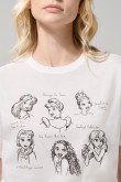 Camiseta cuello redondo crema con arte de Princesas
