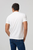 Camiseta college crema ajustada con cuello redondo