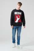 Buzo cuello redondo negro con arte de Green Day