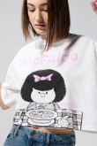 Camiseta oversize crema crop top con arte de Mafalda