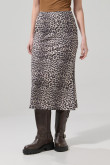 Falda café oscura larga con diseños animal print y tiro alto