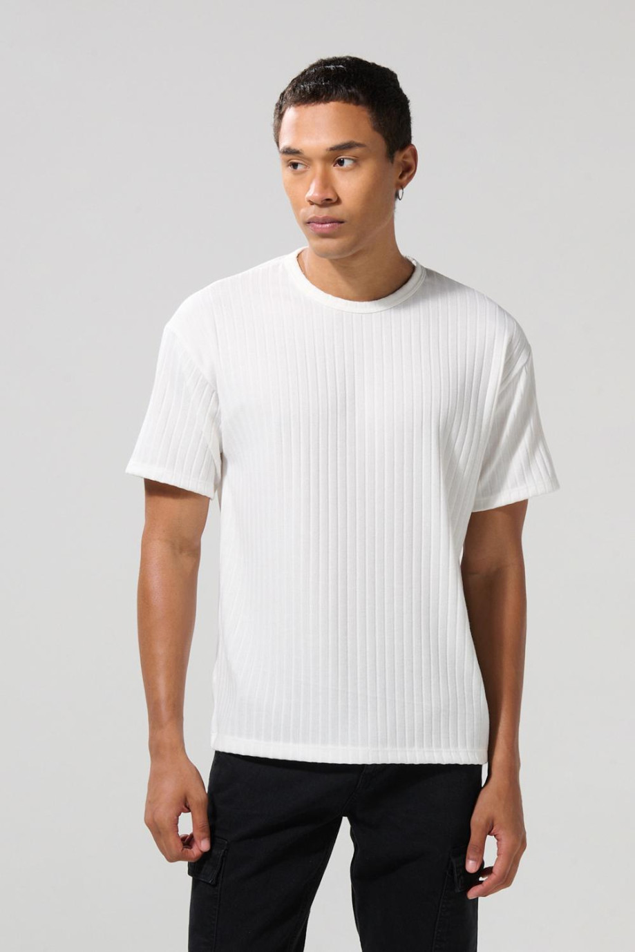 Camiseta manga corta oversize unicolor con texturas de canal