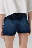 Short en jean azul oscuro con bolsillos y tiro alto