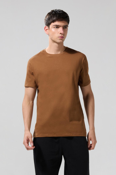 Camiseta unicolor cuello redondo ajustada en algodón