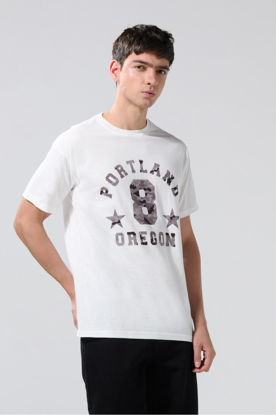 Camiseta cuello redondo college crema en algodón