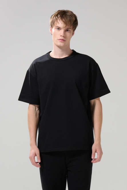 Camiseta oversize unicolor en algodón cuello redondo