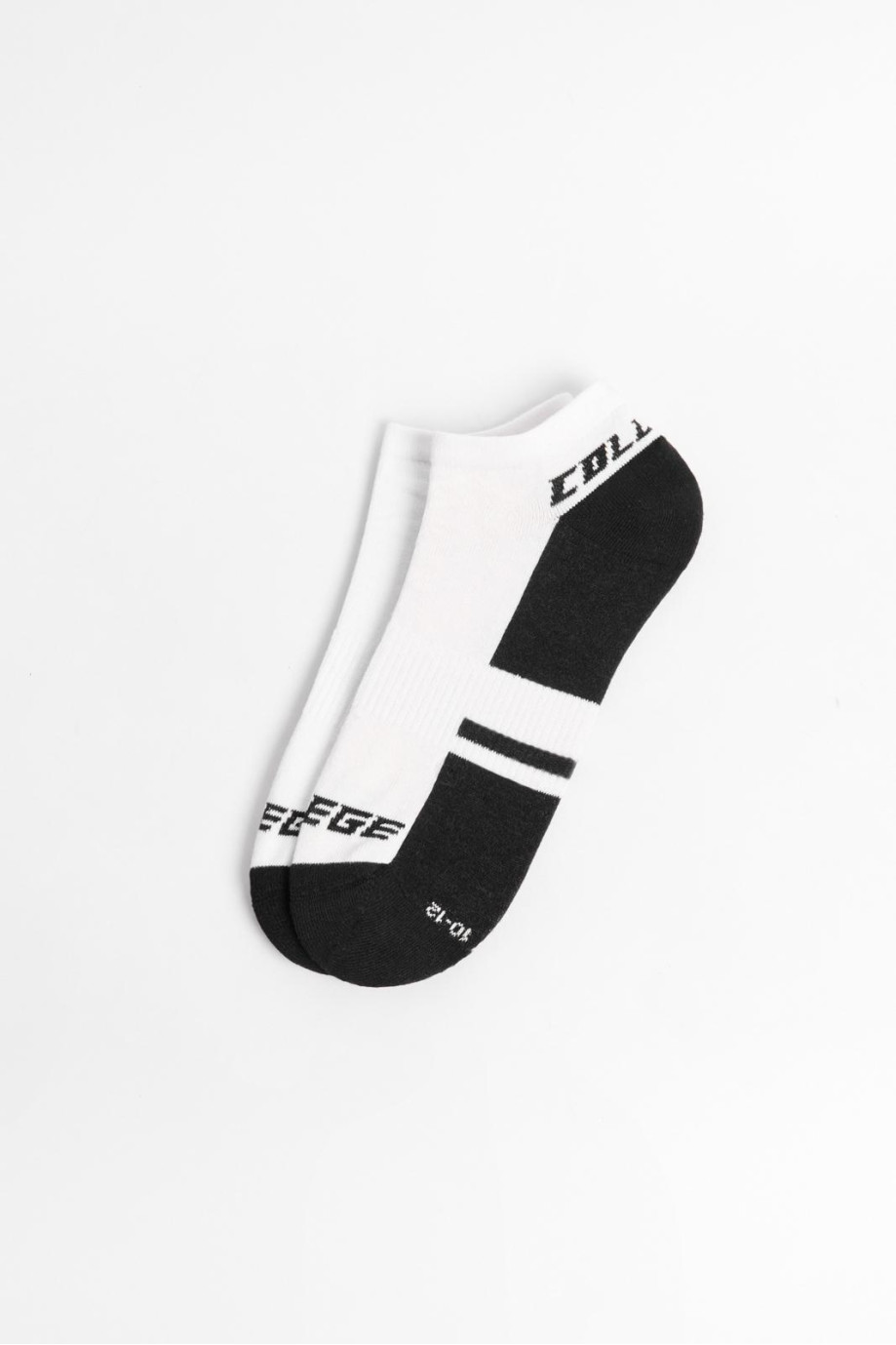 Medias unicolores tobilleras con contrastes en plantas