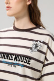Camiseta crop top oversize crema con diseño de Minnie