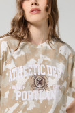 Camiseta college crema clara manga corta camuflada