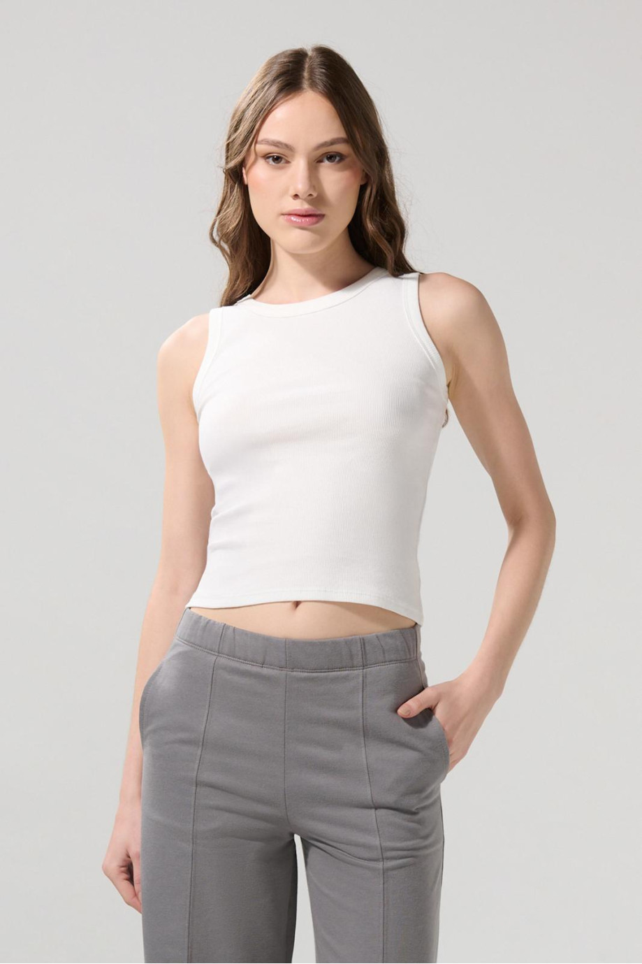 Camiseta acanalada unicolor ajustada con manga sisa