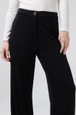 Pantalón palazzo negro con bota recta y tiro alto