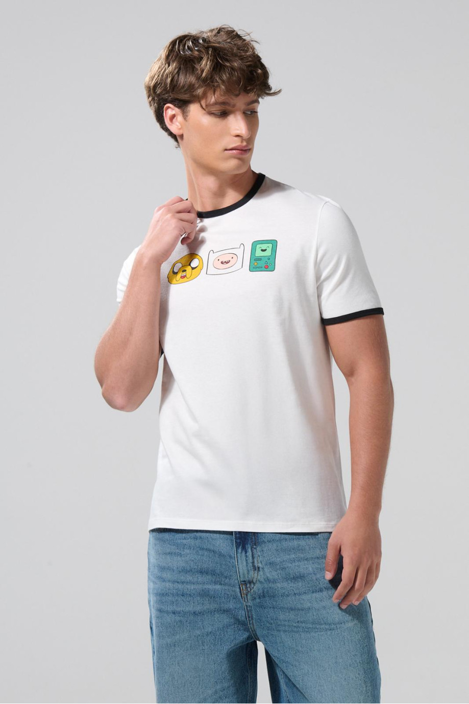 Camiseta de Hora de Aventura manga corta crema con contrastes