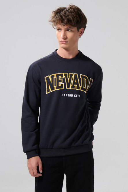 Buzo azul intenso cuello redondo con arte college delantero