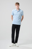 Camiseta unicolor polo con texturas y manga corta