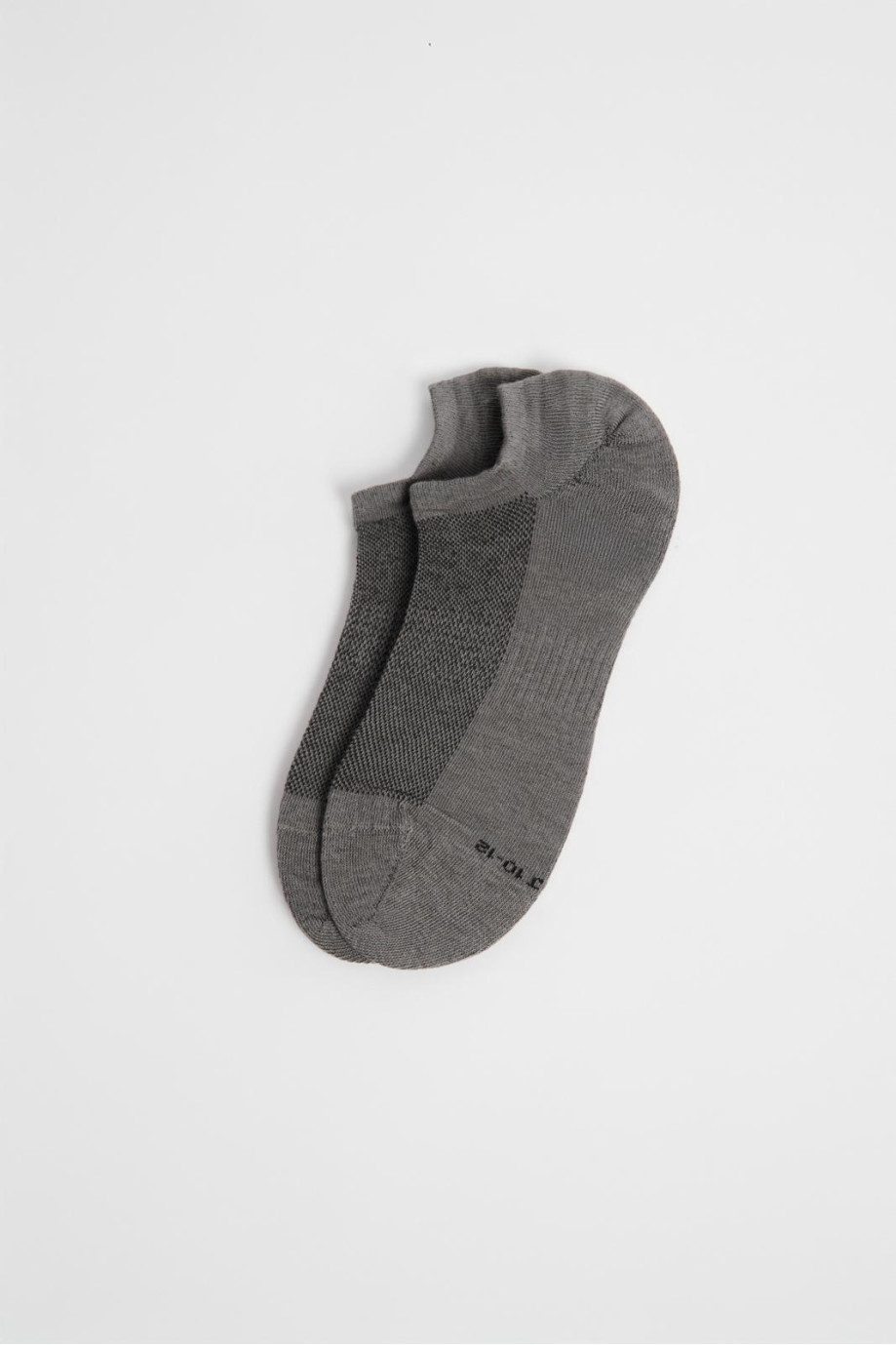 Medias invisibles unicolores con ajuste y finas texturas