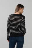 Suéter negro cuello redondo tejido con diseños