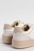Tenis casuales kakis claros con cortes en contraste