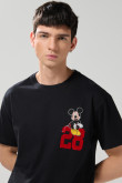 Camiseta negra cuello redondo con arte de Mickey