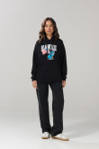 Buzo negro con capota oversize de Lilo y Stitch