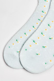 Medias cortas azules claras con diseños de flores