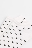 Medias tobilleras unicolores con corazones en contraste
