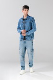 Chaqueta de jean azul medio con botones metálicos