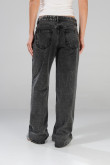 Jean straight low waist gris oscuro con perlas decorativas